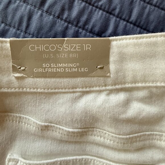 NWT Chico's White Denim So Slimming Girlfriend Slim Leg Shorts | Size 8 - Picture 6 of 8